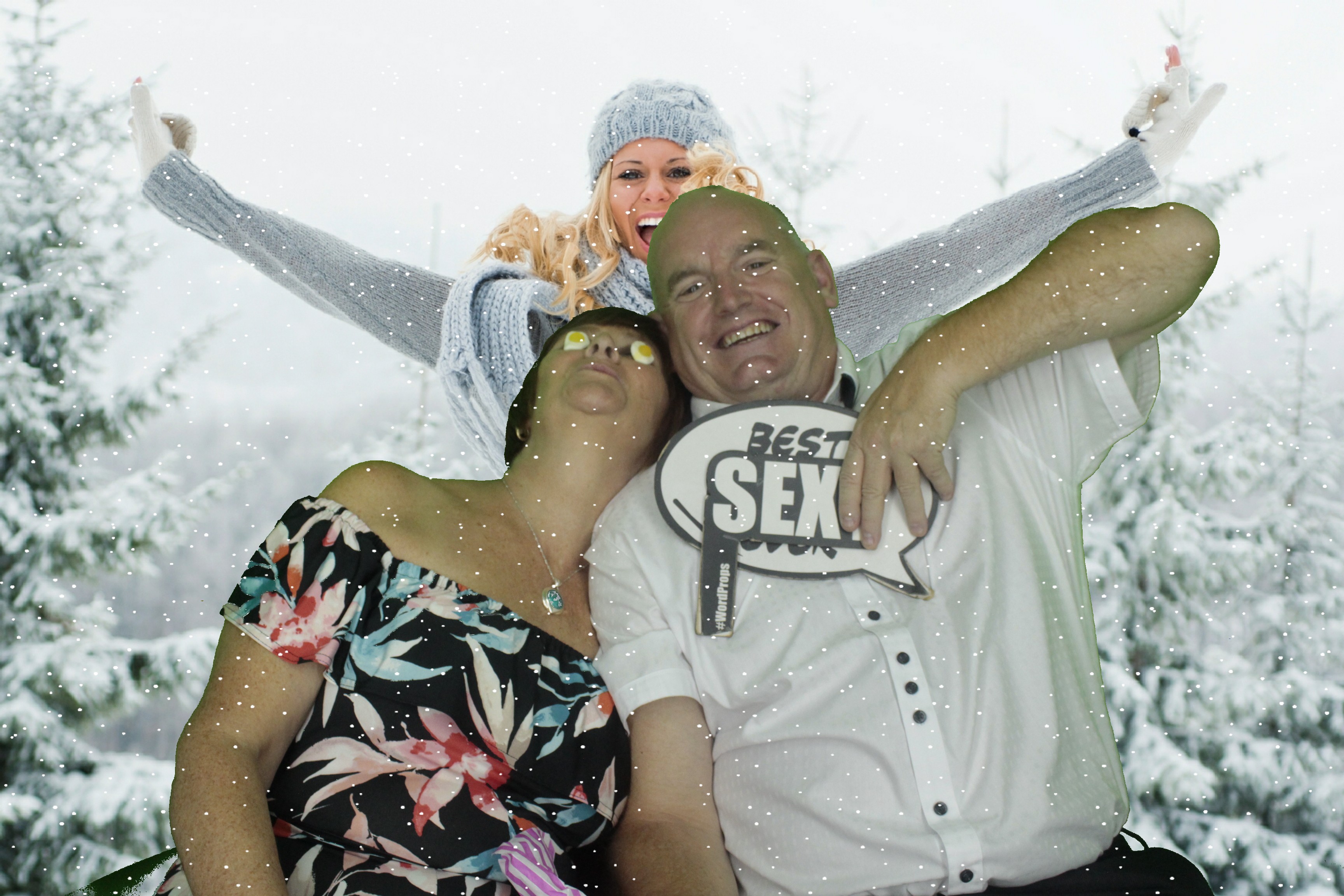 Mr & Mrs McIlvaney | View more photos from the event at gallery.myphotoboothexperience.co.uk/u/MyPhotoBoothExperienceLtd/Mr-Mrs-McIlvaney